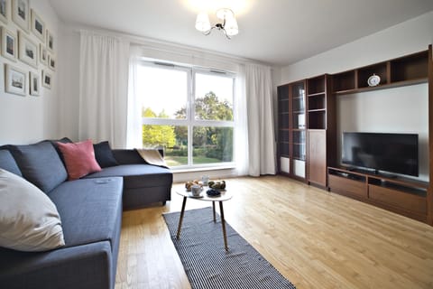 Amigos 1 | Living room