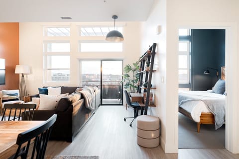 2 bedrooms, individually decorated, individually furnished, free WiFi