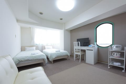 Bedroom (2 single beds/1 sofa bed)