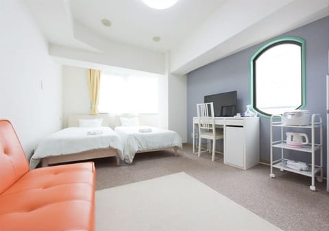 Bedroom (2 single beds/1 sofa bed)