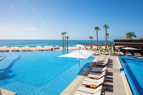 3 outdoor pools