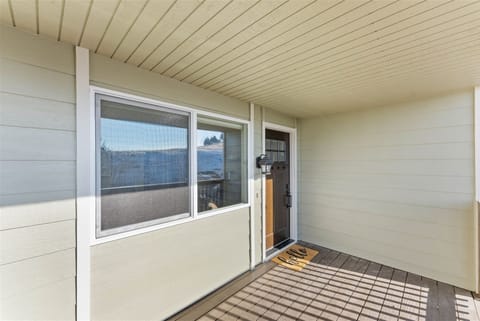 Front Balcony Porch