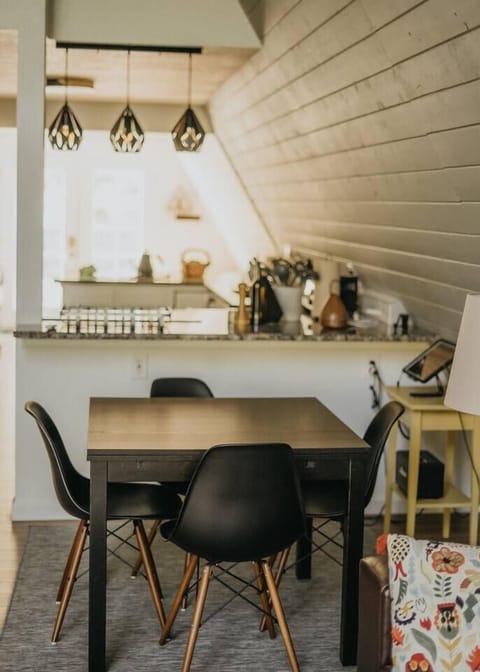 "Simply amazing! I’m not sure that there is a single thing about this place that wasn’t perfection. The style, the cleanliness, the amenities, the hosts. I guess the best review is that we will definitely look to come back to this amazing cabin." - Candace