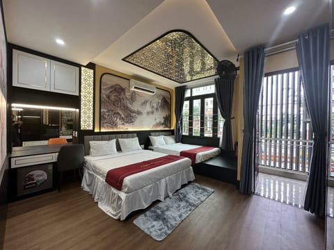 Deluxe Room | Desk, WiFi (free), bed sheets