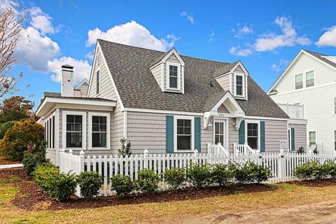 Welcome to The Beach House on 64th Street!!