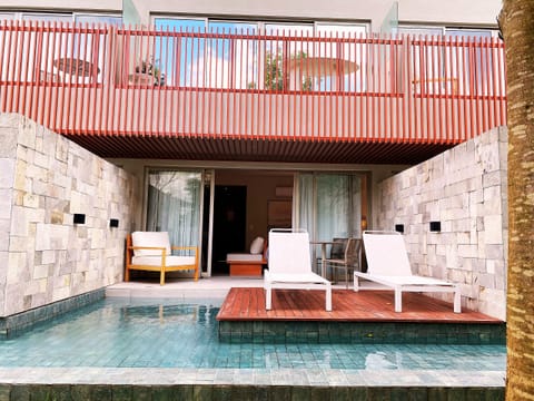 Luxury Apartment | Terrace/patio