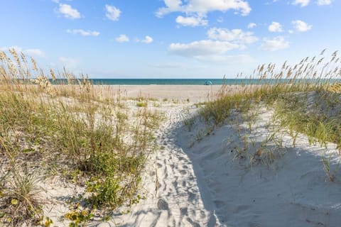 Condo, 3 Bedrooms | Beach