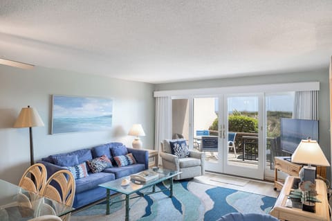 Welcome to Beachwalk 112!