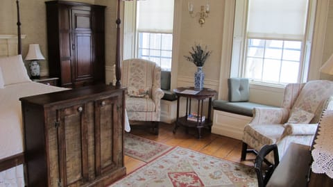 Clark Room (1st Floor) | Individually decorated, individually furnished, iron/ironing board
