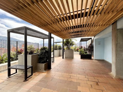 Sundeck