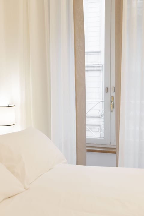 Economy Room | In-room safe, desk, free WiFi, bed sheets