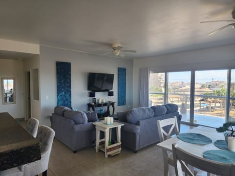 1 Living Room 
