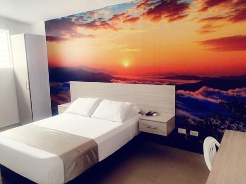 Standard Room | Desk, free WiFi, bed sheets