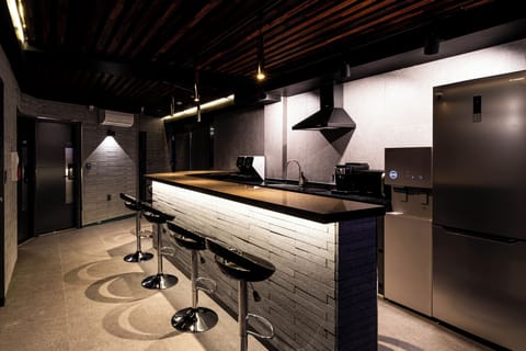Shared kitchen facilities