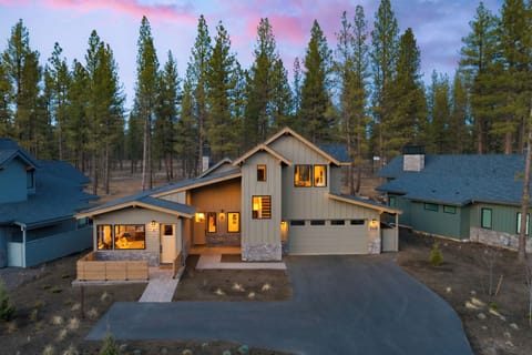 Located in the Caldera Springs area.