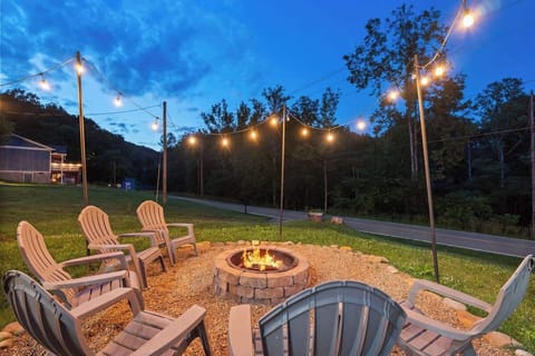 Enjoy magical evenings under the string lights, warming up by the fire and soaking in the peaceful mountain air.