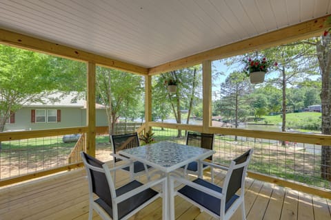 Cottage (2 Bedrooms) | Front of property