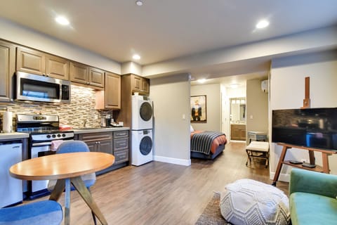 Apartment (0 Bedroom) | Interior