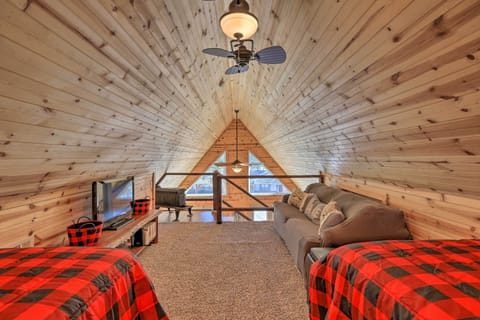 House (1 Bedroom) | Interior