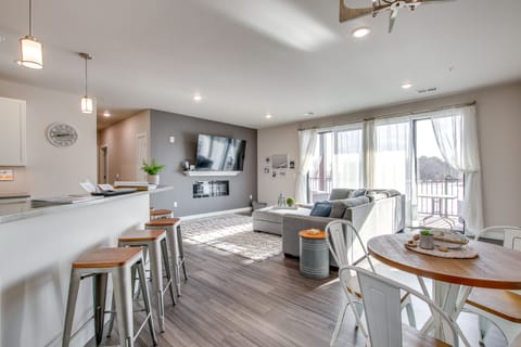 Apartment (2 Bedrooms) | Front of property