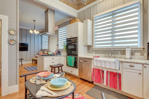 Cottage (2 Bedrooms) | Interior