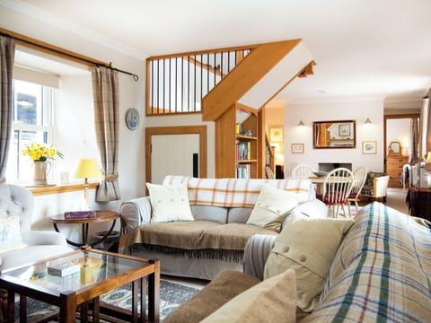 Open plan living space | White House - Culmaily Farm, Golspie