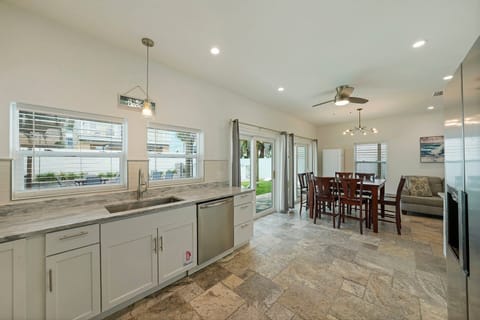 A Wave From It All - Miramar Beach - Kitchen & Dining Area