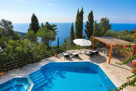 House, Smoking | 2 bedrooms