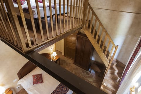 Superior Room | 1 bedroom, in-room safe, desk, iron/ironing board