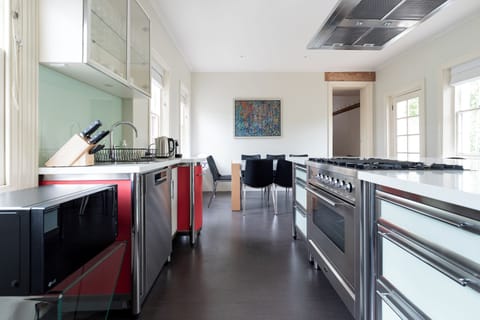 Fully appointed kitchen