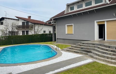 pool
