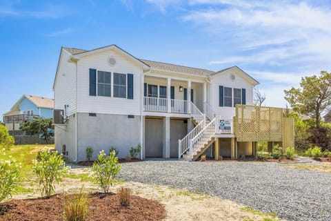 Surf or Sound Realty - 1173 - Mary and Clem Sea - Exterior -2