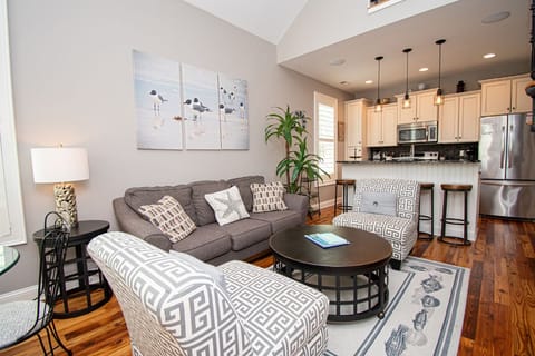 Welcome to Bungalows At The Grove #6