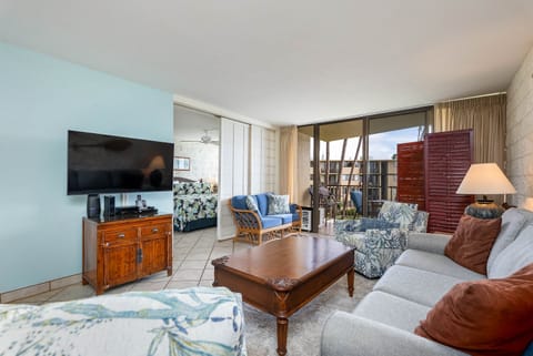 Kanai A Nalu 305- Living Room