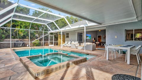 Make a splash in your own private paradise, cool off in the pool, unwind in the jacuzzi, and share meals under the warm tropical breeze.