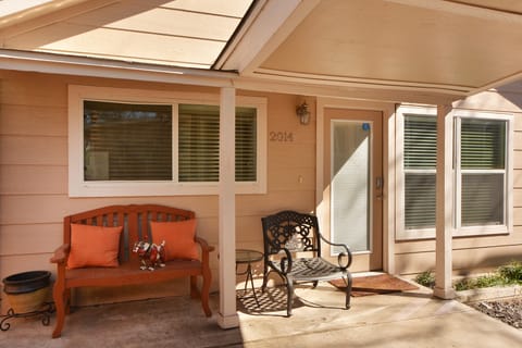 Guesthouse front porch