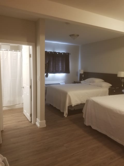 Deluxe Room, Kitchen, Mountain View | View from room