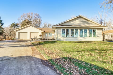 Aitkin Vacation Rental | 3BR | 2BA | Steps Required | 1,800 Sq Ft