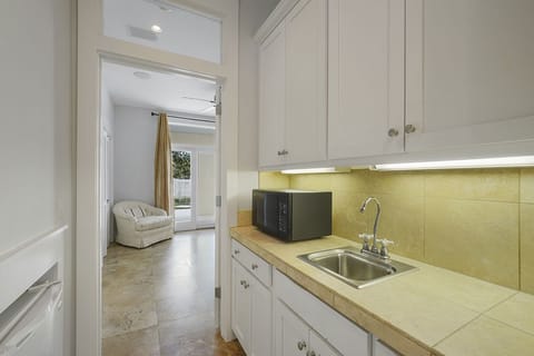 Frangista Jewel - Miramar Beach - Kitchenette
