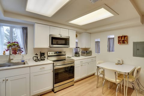 Apartment (0 Bedroom) | Interior