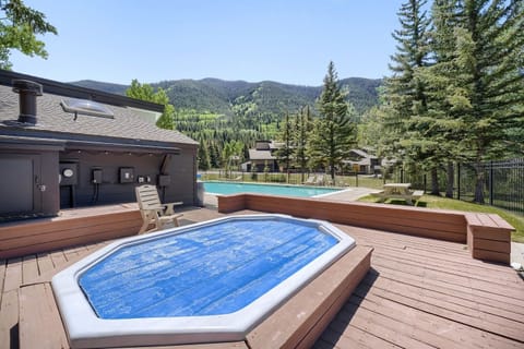 Condo, 3 Bedrooms | Outdoor dining