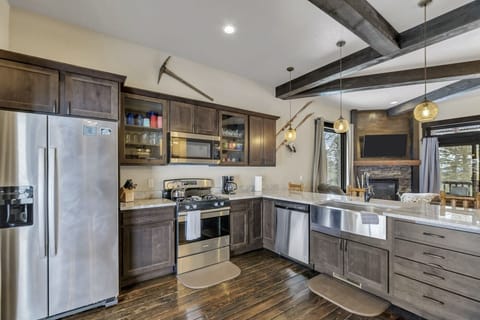 Large, fully equipped kitchen with enough space for all the cooks in your group! 