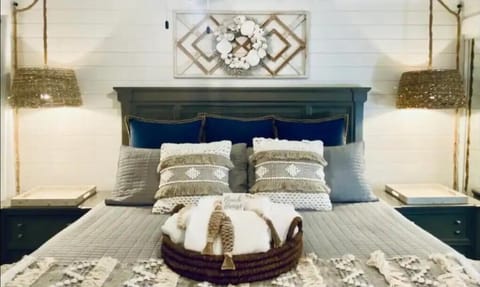 King Sized Bed
