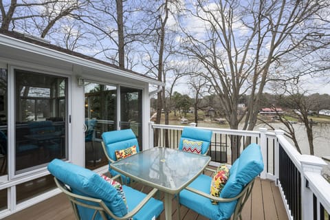 Cushioned seats to lounge on the outdoor deck.