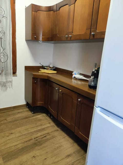 Family Villa | Private kitchen | Full-size fridge, stovetop, cookware/dishes/utensils