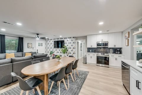 6b283f47 e1d4 4c2a bc57 c53172e54e6f