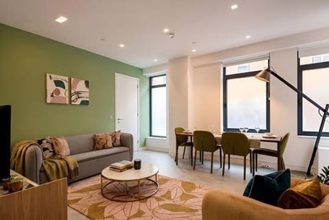Flat1-York-Living-4