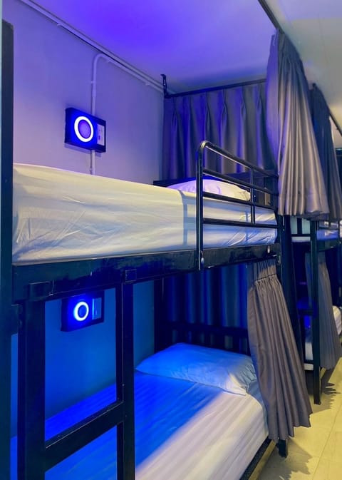 Shared Dormitory | Free WiFi, bed sheets