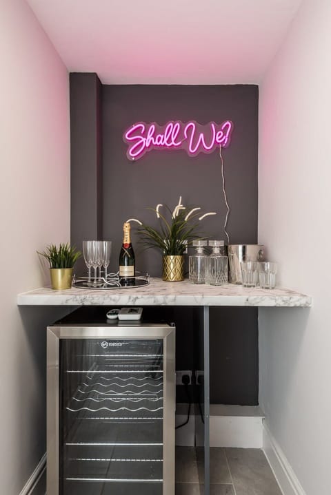 Seel Street Quarters, Liverpool - Host & Stay