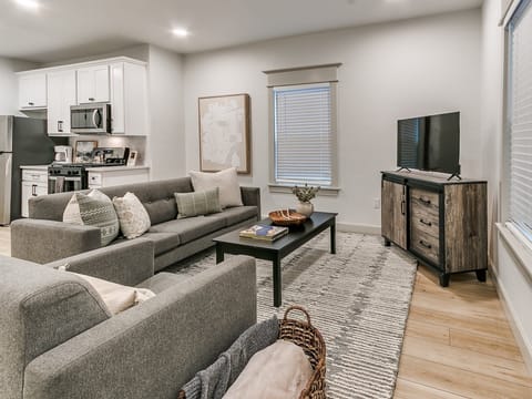 Spacious living room